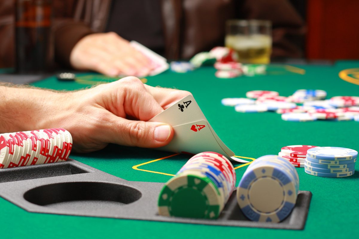 Tips Aman Bermain Poker Online Untuk Pemula